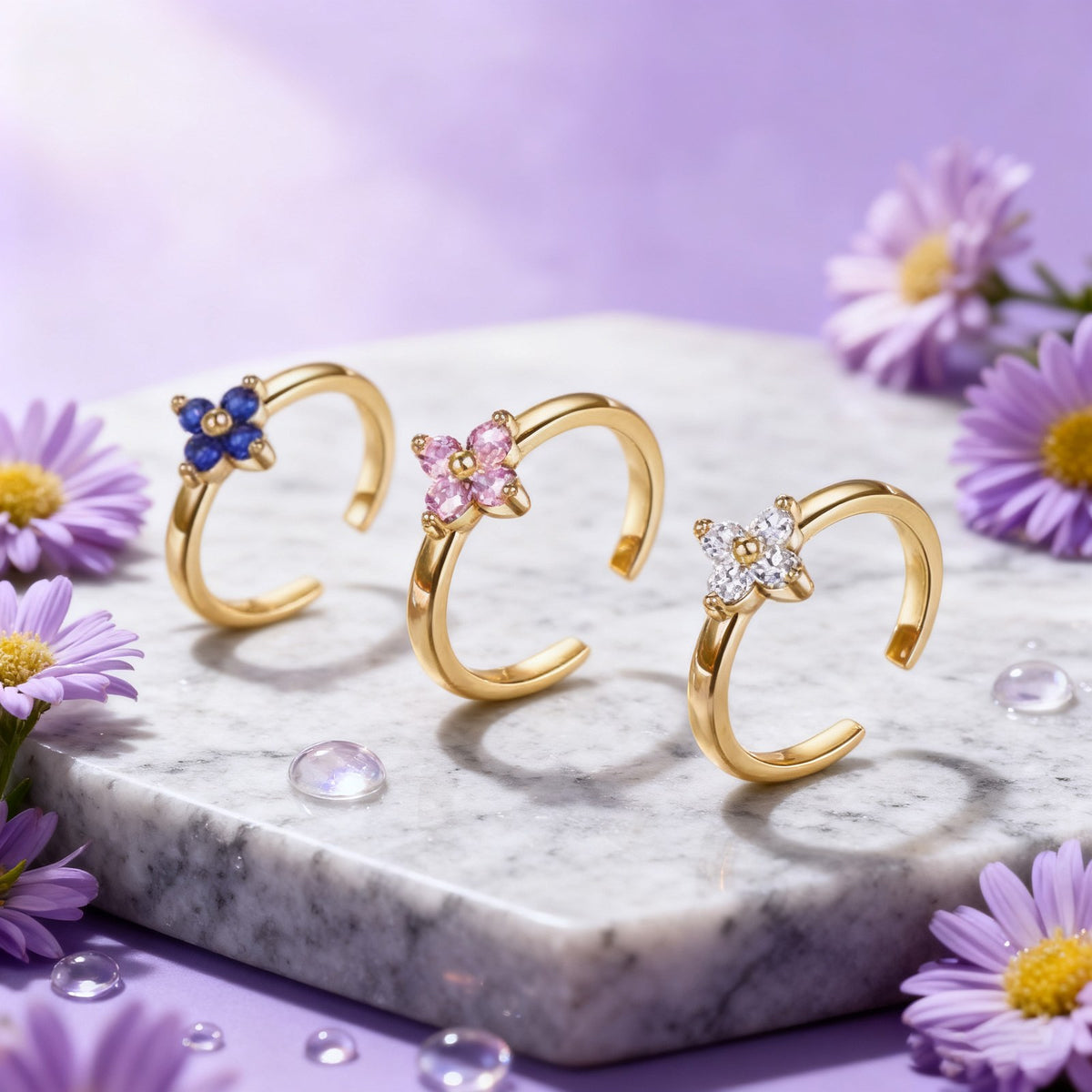 Anello per piede con fiore di zirconi, dettaglio