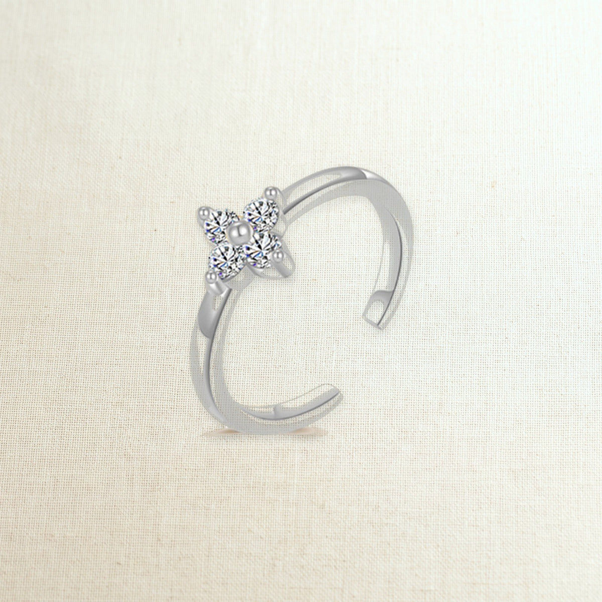 Anello per piede con fiore di zirconi, bianca / color argento
